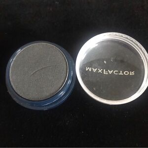 Max Factor Single Eyeshadow in Charcoal Black “Earth Spirits”